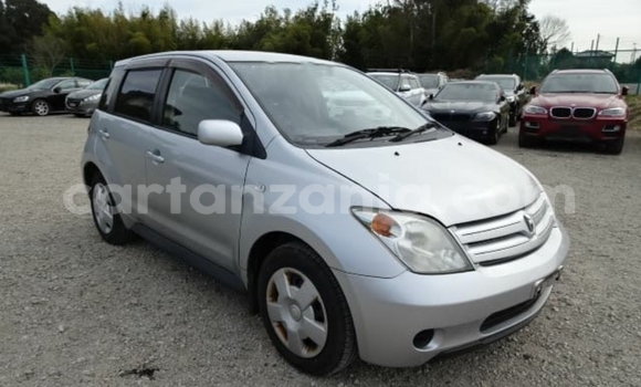 Nunua Imported Toyota IST Fedha Gari ndani ya Dar es Salaam nchini Dar es Salaam Nunua Imported Toyota IST Fedha Gari ndani ya Dar es Salaam nchini Dar es Salaam