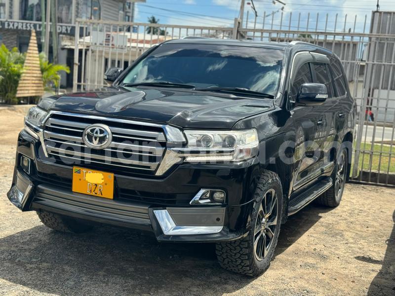 Buy used toyota land cruiser black car in dar es salaam in dar es 