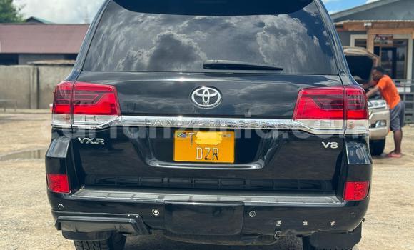 Nunua Ilio tumika Toyota Land Cruiser Nyeusi Gari ndani ya Dar es Salaam nchini Dar es Salaam Nunua Ilio tumika Toyota Land Cruiser Nyeusi Gari ndani ya Dar es Salaam nchini Dar es Salaam