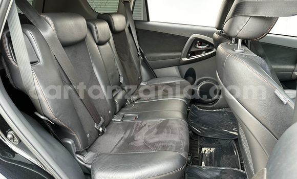 Nunua Ilio tumika Toyota Vanguard Nyeusi Gari ndani ya Dar es Salaam nchini Dar es Salaam Nunua Ilio tumika Toyota Vanguard Nyeusi Gari ndani ya Dar es Salaam nchini Dar es Salaam