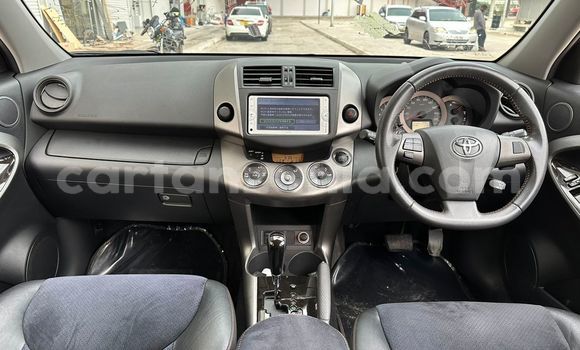Nunua Ilio tumika Toyota Vanguard Nyeusi Gari ndani ya Dar es Salaam nchini Dar es Salaam Nunua Ilio tumika Toyota Vanguard Nyeusi Gari ndani ya Dar es Salaam nchini Dar es Salaam
