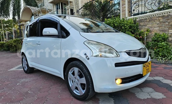 Buy Used Toyota Runx Other Car in Dar es Salaam in Dar es Salaam Buy Used Toyota Runx Other Car in Dar es Salaam in Dar es Salaam