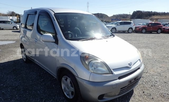 Nunua Imported Toyota FunCargo Fedha Gari ndani ya Dar es Salaam nchini Dar es Salaam Nunua Imported Toyota FunCargo Fedha Gari ndani ya Dar es Salaam nchini Dar es Salaam