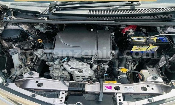 Buy New Toyota Vitz Silver Car in Dar es Salaam in Dar es Salaam Buy New Toyota Vitz Silver Car in Dar es Salaam in Dar es Salaam