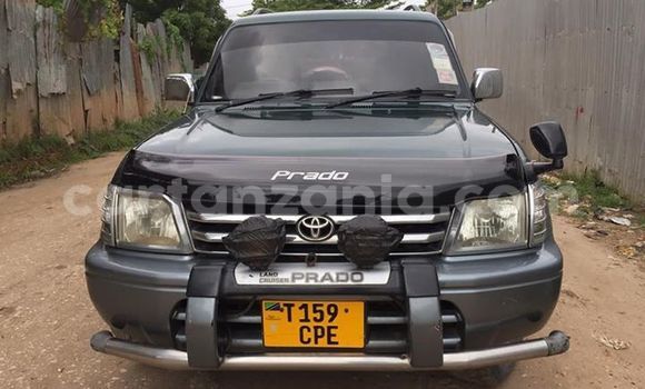 Buy Used Toyota Land Cruiser Prado Green Car in Dar es Salaam in Dar es Salaam Buy Used Toyota Land Cruiser Prado Green Car in Dar es Salaam in Dar es Salaam