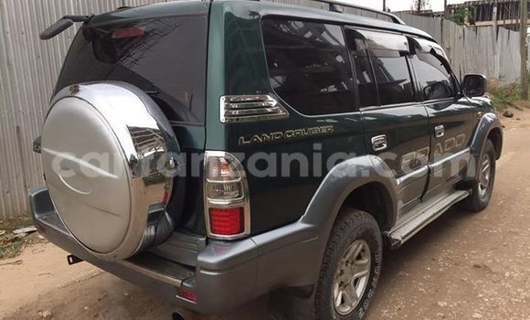 Buy Used Toyota Land Cruiser Prado Green Car in Dar es Salaam in Dar es Salaam Buy Used Toyota Land Cruiser Prado Green Car in Dar es Salaam in Dar es Salaam
