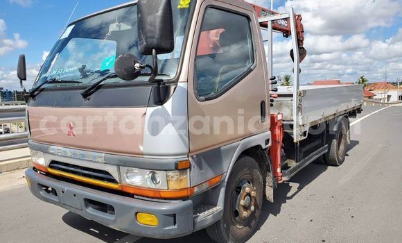 Nunua Ilio tumika Mitsubishi Lancer Cargo Nyingine Gari ndani ya Dar es Salaam nchini Dar es Salaam Nunua Ilio tumika Mitsubishi Lancer Cargo Nyingine Gari ndani ya Dar es Salaam nchini Dar es Salaam