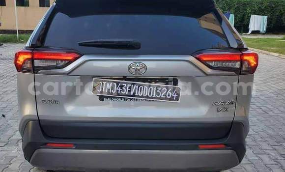 Nunua Ilio tumika Toyota RAV4 Nyingine Gari ndani ya Dar es Salaam nchini Dar es Salaam Nunua Ilio tumika Toyota RAV4 Nyingine Gari ndani ya Dar es Salaam nchini Dar es Salaam