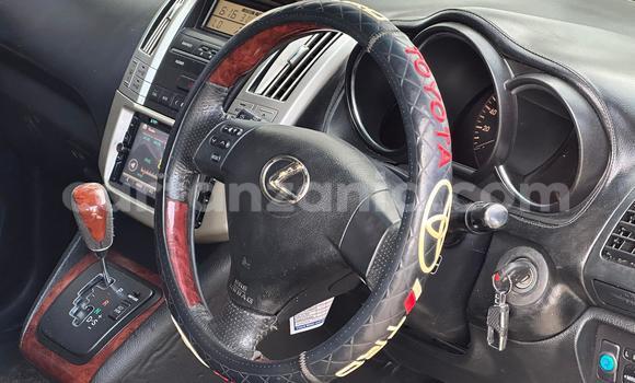 Nunua Ilio tumika Toyota Harrier Nyeupe Gari ndani ya Dar es Salaam nchini Dar es Salaam Nunua Ilio tumika Toyota Harrier Nyeupe Gari ndani ya Dar es Salaam nchini Dar es Salaam