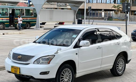 Nunua Ilio tumika Toyota Harrier Nyeupe Gari ndani ya Dar es Salaam nchini Dar es Salaam Nunua Ilio tumika Toyota Harrier Nyeupe Gari ndani ya Dar es Salaam nchini Dar es Salaam
