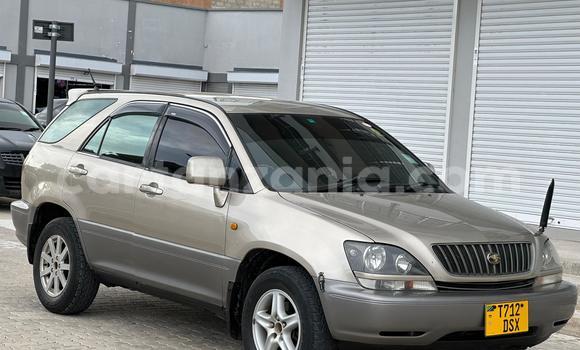 Nunua Ilio tumika Toyota Harrier Beige Gari ndani ya Dar es Salaam nchini Dar es Salaam Nunua Ilio tumika Toyota Harrier Beige Gari ndani ya Dar es Salaam nchini Dar es Salaam