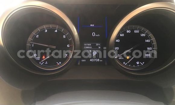 Buy Used Toyota Land Cruiser Prado White Car in Dar es Salaam in Dar es Salaam Buy Used Toyota Land Cruiser Prado White Car in Dar es Salaam in Dar es Salaam