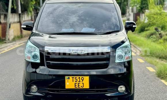 Buy Used Toyota Noah Black Car in Dar es Salaam in Dar es Salaam
