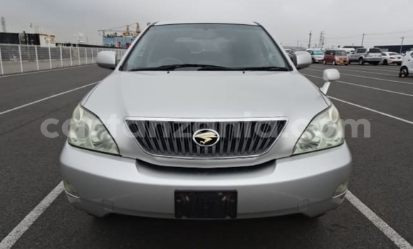 Nunua Imported Toyota Harrier Fedha Gari ndani ya Dar es Salaam nchini Dar es Salaam