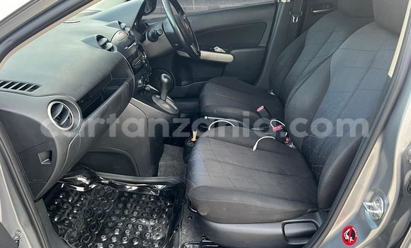 Nunua Ilio tumika Mazda Demio Nyingine Gari ndani ya Bagamoyo nchini Pwani Nunua Ilio tumika Mazda Demio Nyingine Gari ndani ya Bagamoyo nchini Pwani