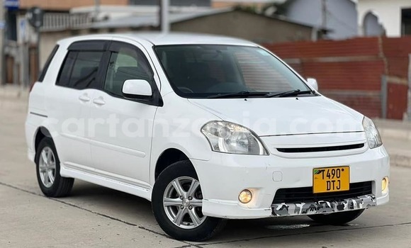 Nunua Ilio tumika Toyota Raum Nyeupe Gari ndani ya Bahi nchini Dodoma Nunua Ilio tumika Toyota Raum Nyeupe Gari ndani ya Bahi nchini Dodoma