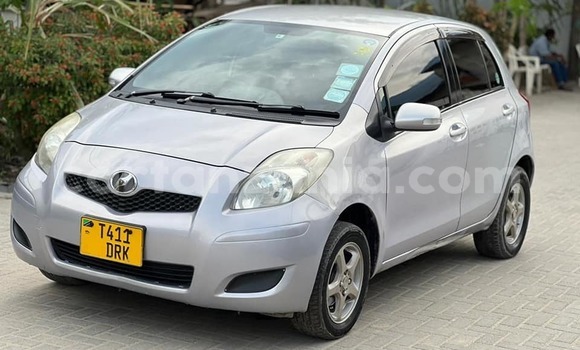 Nunua Ilio tumika Toyota Vitz Nyingine Gari ndani ya Biharamulo nchini Kagera Nunua Ilio tumika Toyota Vitz Nyingine Gari ndani ya Biharamulo nchini Kagera