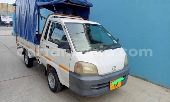 Nunua Ilio tumika Toyota Hiace Nyeupe Gari ndani ya Bagamoyo nchini Pwani Nunua Ilio tumika Toyota Hiace Nyeupe Gari ndani ya Bagamoyo nchini Pwani