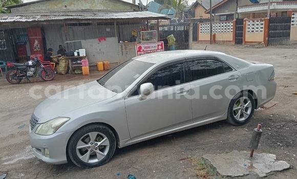Nunua Ilio tumika Toyota Crown Nyingine Gari ndani ya Bagamoyo nchini Pwani Nunua Ilio tumika Toyota Crown Nyingine Gari ndani ya Bagamoyo nchini Pwani