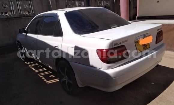 Nunua Ilio tumika Toyota Carina Nyeupe Gari ndani ya Bahi nchini Dodoma Nunua Ilio tumika Toyota Carina Nyeupe Gari ndani ya Bahi nchini Dodoma
