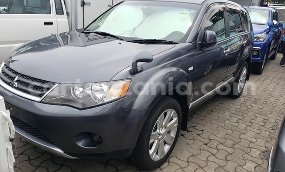Nunua Ilio tumika Mitsubishi Outlander Nyingine Gari ndani ya Babati Mjini nchini Manyara