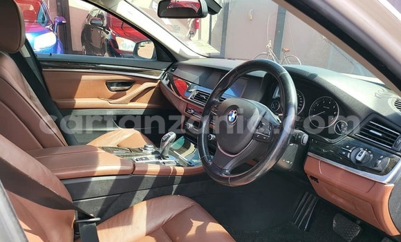 Nunua Ilio tumika BMW 5–Series Nyeupe Gari ndani ya Bagamoyo nchini Pwani Nunua Ilio tumika BMW 5–Series Nyeupe Gari ndani ya Bagamoyo nchini Pwani