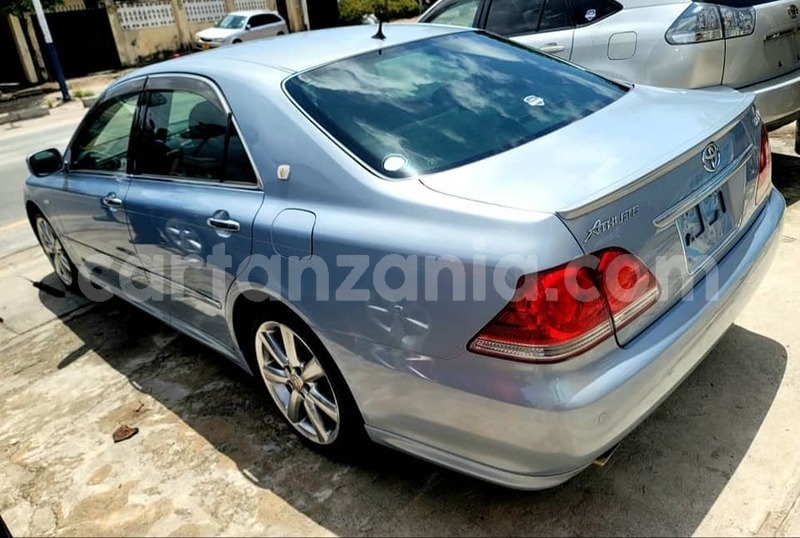 Big with watermark toyota crown pwani bagamoyo 21348