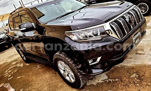 Nunua Ilio tumika Toyota Land Cruiser Prado Nyeusi Gari ndani ya Bariadi nchini Simiyu