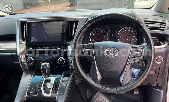 Buy Used Toyota Alphard White Car in Biharamulo in Kagera Buy Used Toyota Alphard White Car in Biharamulo in Kagera