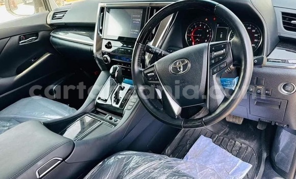 Buy Used Toyota Alphard White Car in Biharamulo in Kagera Buy Used Toyota Alphard White Car in Biharamulo in Kagera