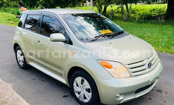 Buy Used Toyota IST Other Car in Bagamoyo in Pwani