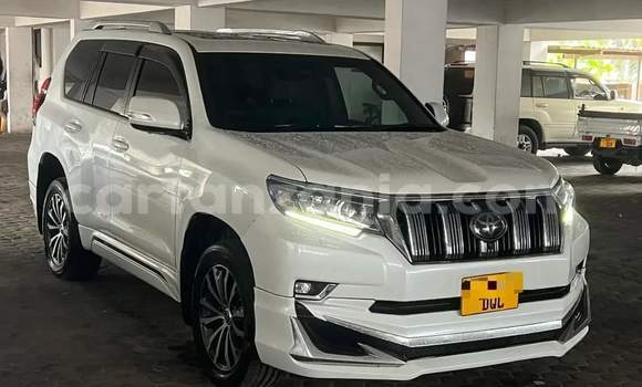 Buy Used Toyota Land Cruiser Prado White Car in Dar es Salaam in Dar es Salaam