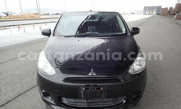 Nunua Imported Mitsubishi Mirage Nyeusi Gari ndani ya Dar es Salaam nchini Dar es Salaam