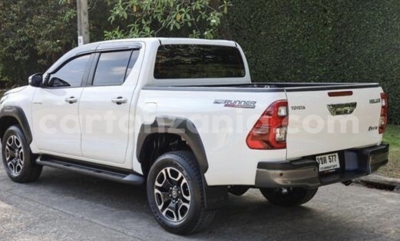 Buy Used Toyota Hilux White Car in Dar es Salaam in Dar es Salaam Buy Used Toyota Hilux White Car in Dar es Salaam in Dar es Salaam