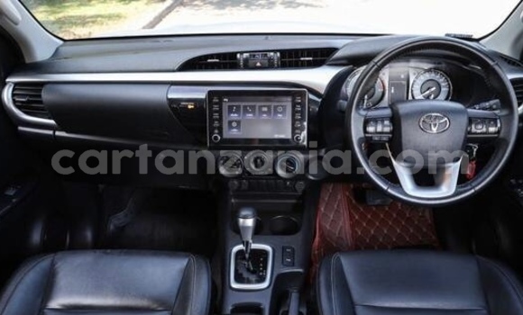 Buy Used Toyota Hilux White Car in Dar es Salaam in Dar es Salaam Buy Used Toyota Hilux White Car in Dar es Salaam in Dar es Salaam