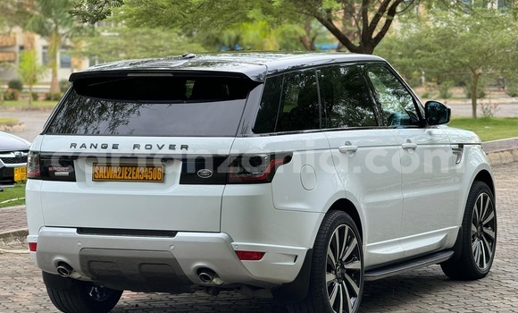Nunua Imported Range Rover Range Rover Nyeupe Gari ndani ya Dar es Salaam nchini Dar es Salaam Nunua Imported Range Rover Range Rover Nyeupe Gari ndani ya Dar es Salaam nchini Dar es Salaam