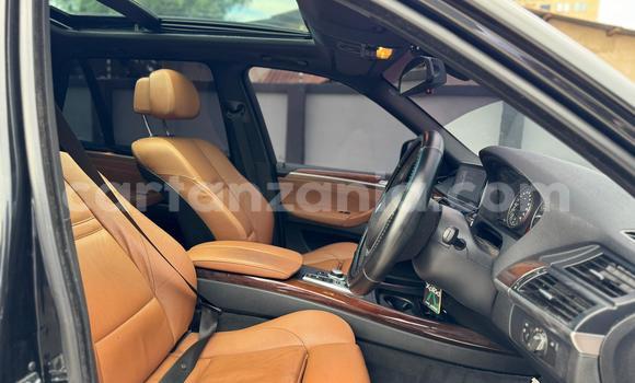 Nunua Imported BMW X5 M Nyeusi Gari ndani ya Dar es Salaam nchini Dar es Salaam Nunua Imported BMW X5 M Nyeusi Gari ndani ya Dar es Salaam nchini Dar es Salaam