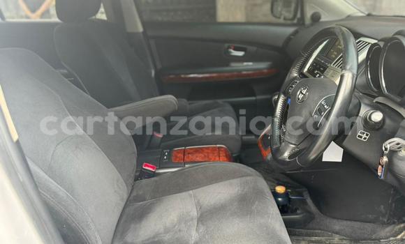Nunua Imported Toyota Harrier Nyeupe Gari ndani ya Dar es Salaam nchini Dar es Salaam Nunua Imported Toyota Harrier Nyeupe Gari ndani ya Dar es Salaam nchini Dar es Salaam