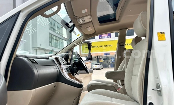Nunua Imported Toyota Alphard Nyeupe Gari ndani ya Dar es Salaam nchini Dar es Salaam Nunua Imported Toyota Alphard Nyeupe Gari ndani ya Dar es Salaam nchini Dar es Salaam