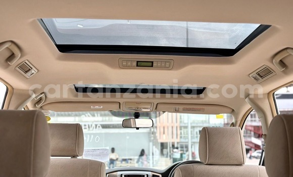 Nunua Imported Toyota Alphard Nyeupe Gari ndani ya Dar es Salaam nchini Dar es Salaam Nunua Imported Toyota Alphard Nyeupe Gari ndani ya Dar es Salaam nchini Dar es Salaam