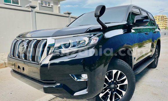 Nunua Imported Toyota Land Cruiser Prado Nyeusi Gari ndani ya Dar es Salaam nchini Dar es Salaam Nunua Imported Toyota Land Cruiser Prado Nyeusi Gari ndani ya Dar es Salaam nchini Dar es Salaam