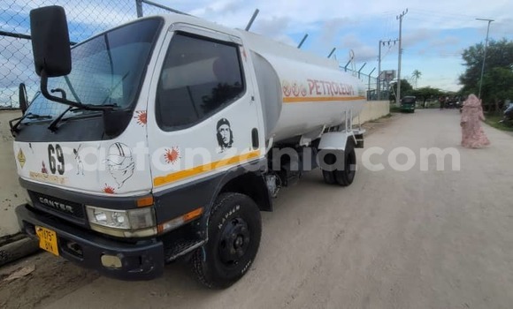 Buy Used Mitsubishi i White Car in Dar es Salaam in Dar es Salaam