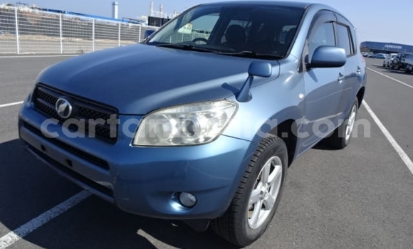 Nunua Imported Toyota RAV4 Bluu Gari ndani ya Dar es Salaam nchini Dar es Salaam Nunua Imported Toyota RAV4 Bluu Gari ndani ya Dar es Salaam nchini Dar es Salaam