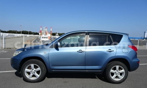 Nunua Imported Toyota RAV4 Bluu Gari ndani ya Dar es Salaam nchini Dar es Salaam Nunua Imported Toyota RAV4 Bluu Gari ndani ya Dar es Salaam nchini Dar es Salaam
