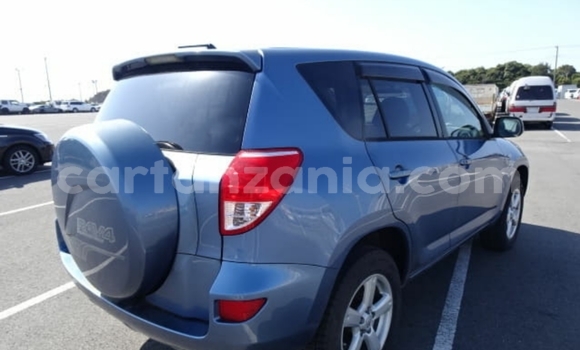 Nunua Imported Toyota RAV4 Bluu Gari ndani ya Dar es Salaam nchini Dar es Salaam Nunua Imported Toyota RAV4 Bluu Gari ndani ya Dar es Salaam nchini Dar es Salaam