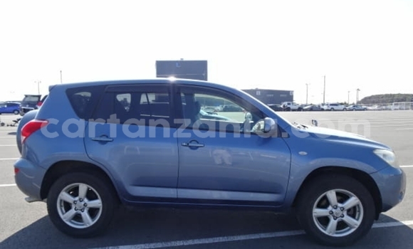 Nunua Imported Toyota RAV4 Bluu Gari ndani ya Dar es Salaam nchini Dar es Salaam Nunua Imported Toyota RAV4 Bluu Gari ndani ya Dar es Salaam nchini Dar es Salaam