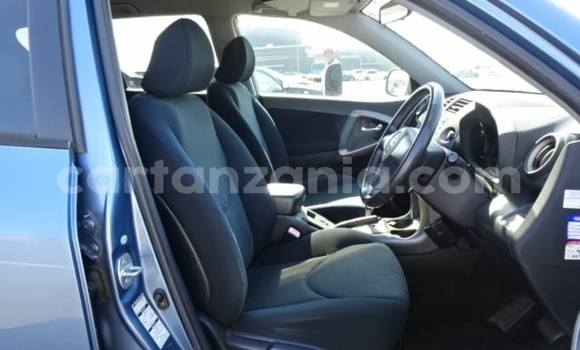Nunua Imported Toyota RAV4 Bluu Gari ndani ya Dar es Salaam nchini Dar es Salaam Nunua Imported Toyota RAV4 Bluu Gari ndani ya Dar es Salaam nchini Dar es Salaam