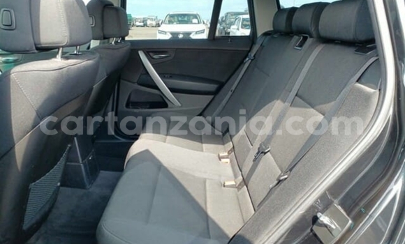 Nunua Imported BMW X3 Nyeusi Gari ndani ya Dar es Salaam nchini Dar es Salaam Nunua Imported BMW X3 Nyeusi Gari ndani ya Dar es Salaam nchini Dar es Salaam