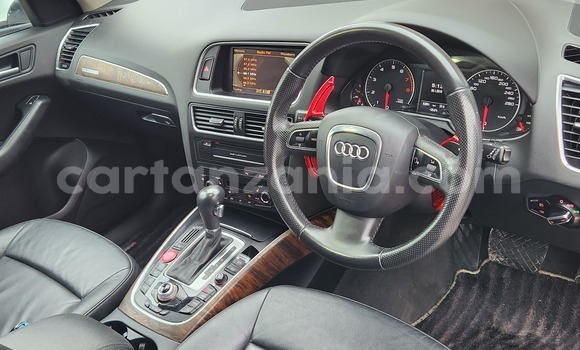 Nunua Imported Audi Q5 Nyeupe Gari ndani ya Dar es Salaam nchini Dar es Salaam Nunua Imported Audi Q5 Nyeupe Gari ndani ya Dar es Salaam nchini Dar es Salaam