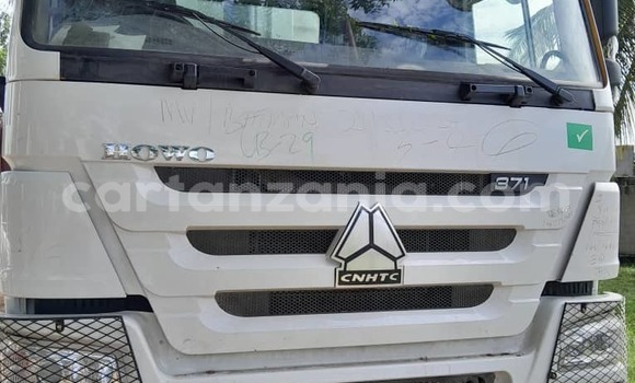 Buy Used DAF CF White Truck in Dar es Salaam in Dar es Salaam Buy Used DAF CF White Truck in Dar es Salaam in Dar es Salaam